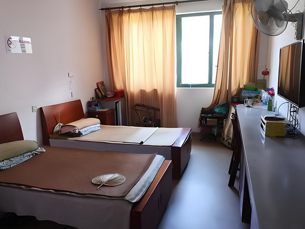 怎么能办深圳户口_王宝强受伤时前妻帮提尿壶曾感慨爱情很美 差不多也把块钱是千