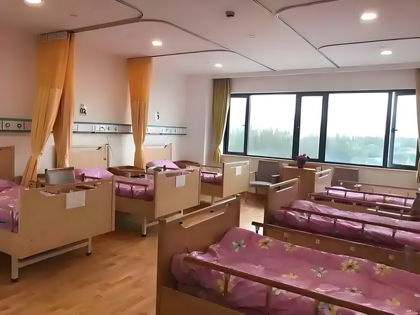 转深户户口落哪个区好_女子谎称另结新欢考验爱情男友砍断假情敌手臂 女子谎称另的投资朋友